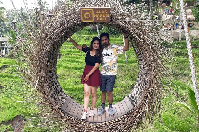 Private Ubud Tour Package - Stop 5: Semar Kuning Artist Cooperative and art made for real homes