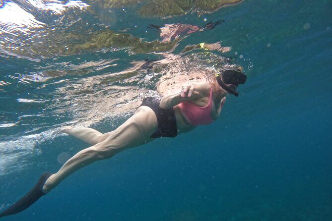 Snorkeling Nusa Penida and Island Tour Package - Lunch and the Rhythm of a 10-Hour Day