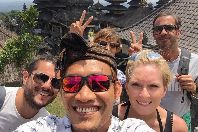 Tanah Lot and Uluwatu Temple Private Guided Tour - Tanah Lot Temple: Volcanic Rock Views and the Heat Factor