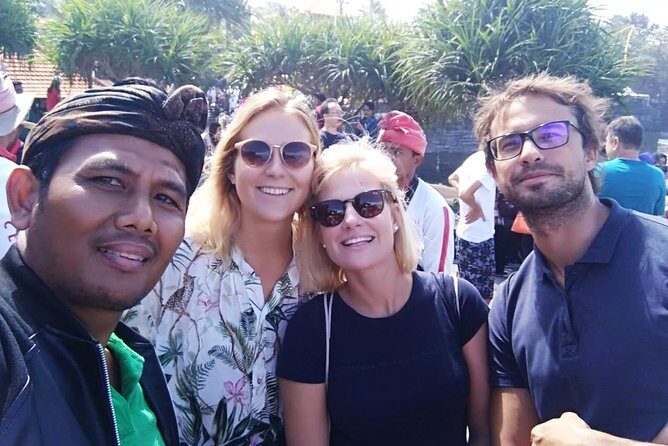 Tanah Lot Bali Temple Sunset Small Group Tour – Half Day - Dress Code at Tanah Lot: The Small Rule That Can Stop Your Visit