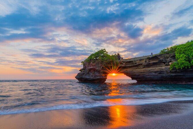 Tanah Lot Tour & North Bali Tour : All-Inclusive Best Experience - Stop 5: Banyumala twin waterfalls and three-drop shapes