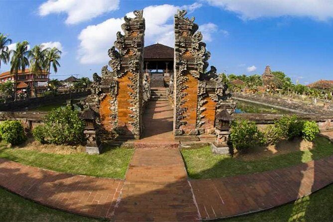 Tour: Besakih Temple-Kintamani Volcano-Water temple&Rice Terrace - The windmill at Edelweis Garden: a fun photo break
