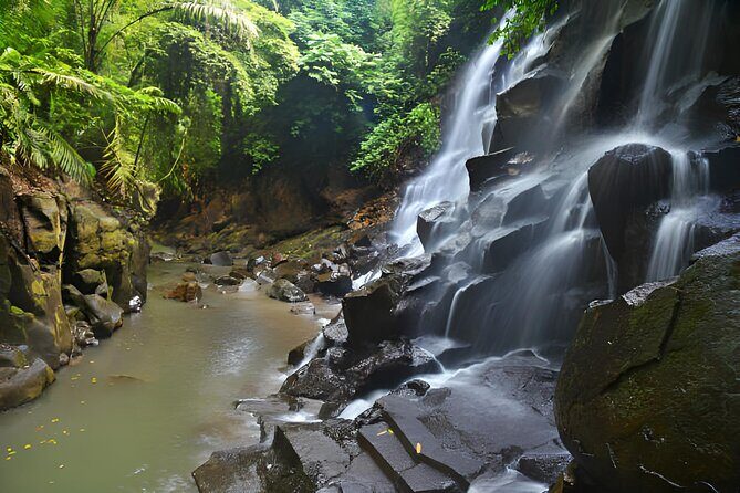 Ubud Bali: Rice Terrace, Waterfall and Tirta empul Day Tour - Kanto Lampo Waterfall: the stop that refreshes your senses