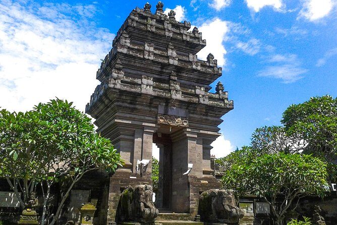 Ubud Cultural Day Tour: A Day for Balinese Cultural Experience - Tegalalang rice terraces: best photos, best timing