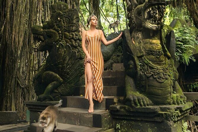 Ubud Day Tour: Sacred Monkey Forest, Tegenungan Waterfall, Rice Terrace - Price, included extras, and what to budget for
