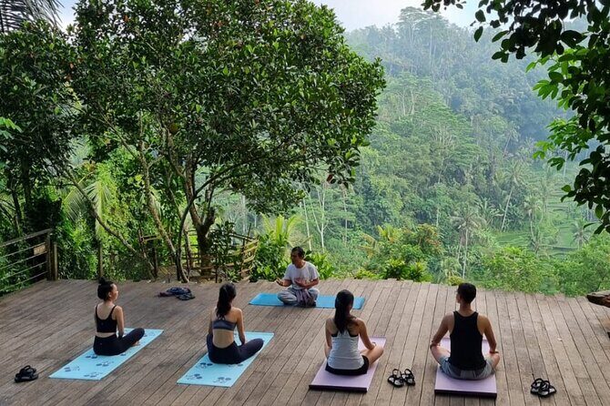 Ubud yoga, rice terrace walk and floating Breakfast tour - Yoga and Rice Terraces, All in One 6-Hour Stretch