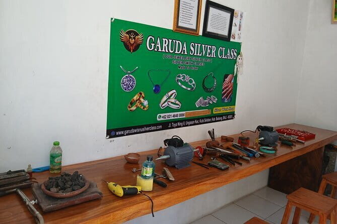 Uluwatu Silver Class: A Unique Jewelry-Making Experience in Bali - The workshop flow: from design to polishing your final piece
