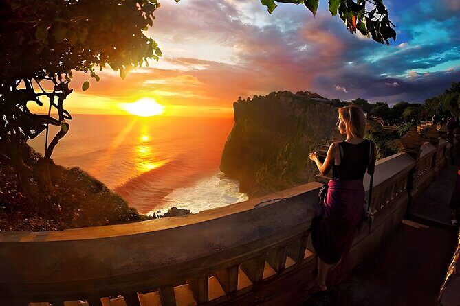 Uluwatu Sunset Trip with Kecak Dance Show and Jimbaran Dinner - Kecak and Fire Dance: The Sound of Bali