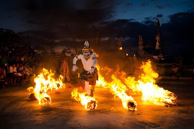 Uluwatu Sunset,Kecak Dance and Diner Seafood In Jimbaran - Who this tour suits best (and who should think twice)