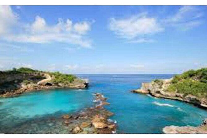 West Nusa Penida Full-Day Private Tour - Crystal Bay: A 200-Meter Cove Where Beach Time Can Be Short